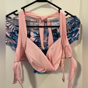 Two piece bathing suite XXL New condition